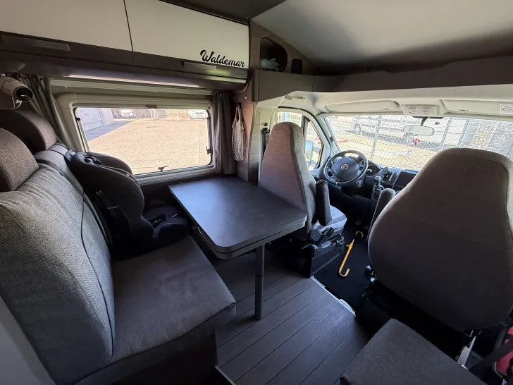 Fahrzeugbild Knaus L!VE TI 650 MEG Solar, Isofix für 2 Kinder, F #6