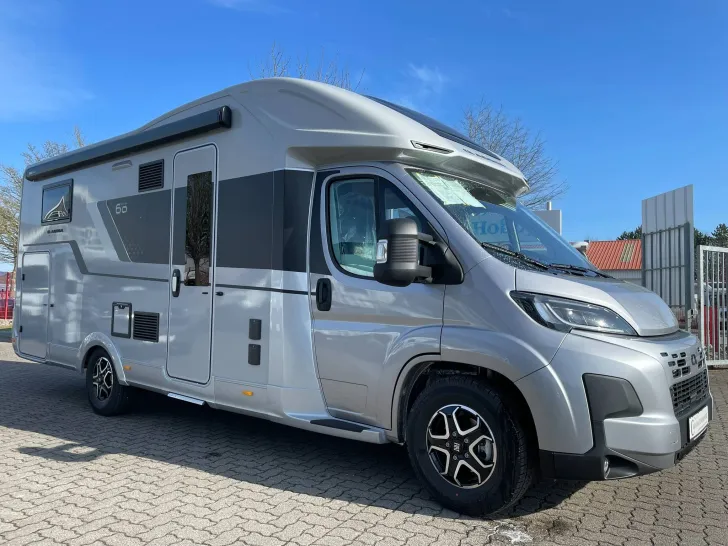 Fahrzeugbild Adria Matrix 60Y Jubilee 670 SL MJ 2026 #1