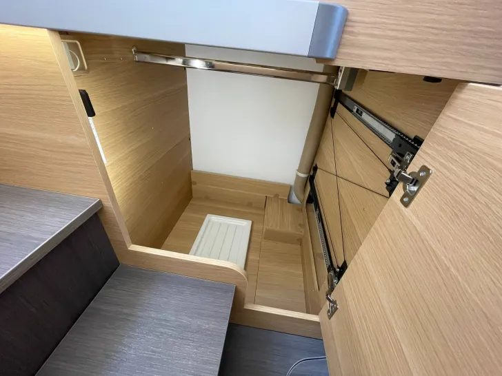 Fahrzeugbild Adria Matrix 60Y Jubilee 670 SL MJ 2026 #29