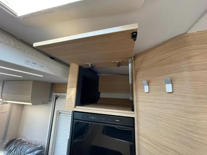 Fahrzeugbild Adria Matrix 60Y Jubilee 670 SL MJ 2026 #41