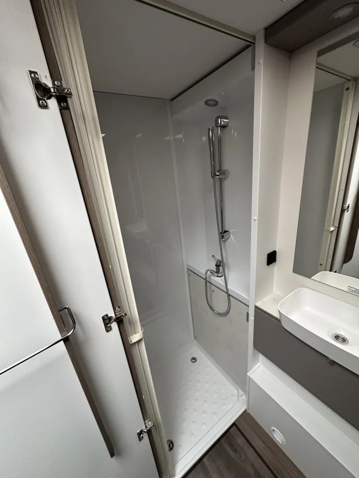Fahrzeugbild Carado pro A 464 YOUNG CAMPER #13