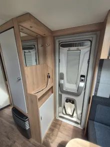Fahrzeugbild Knaus Sport 450 FU *1800kg*Duschausbau* #25