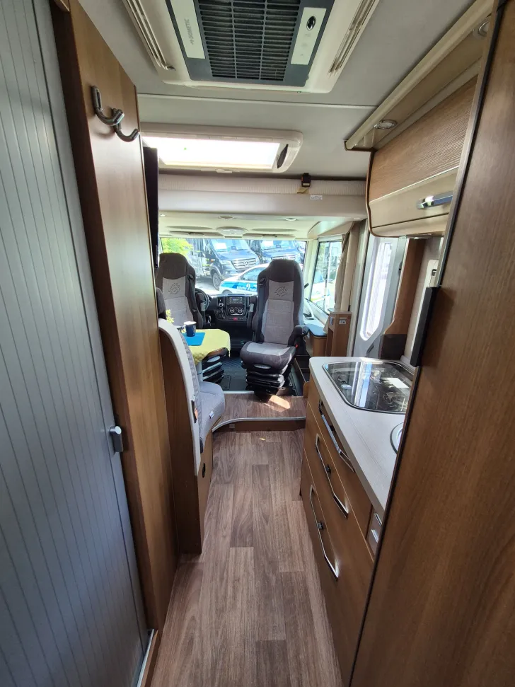 Fahrzeugbild Knaus VAN I 650 MEG #33