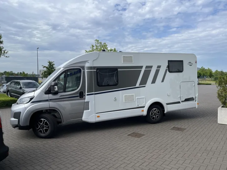Fahrzeugbild Carado V 347 #4