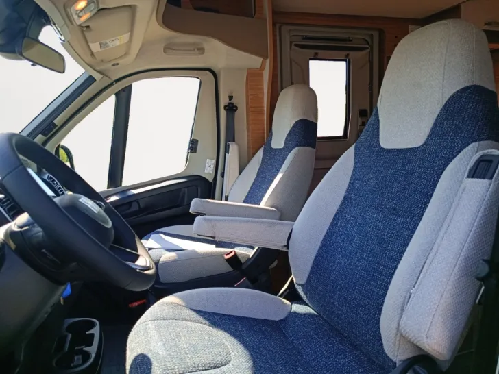 Fahrzeugbild Weinsberg CaraSuite 650 MEG #9
