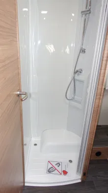 Fahrzeugbild Weinsberg CaraSuite 700 DX Sofort verfügbar #23