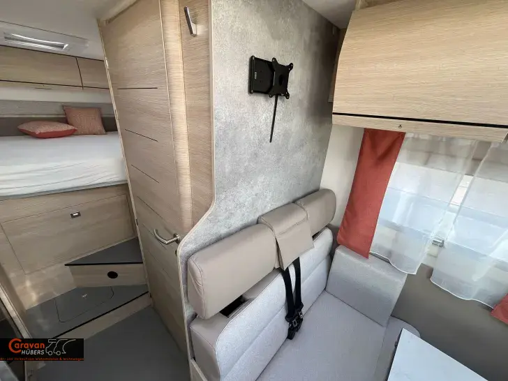 Fahrzeugbild Rapido C 3 #26