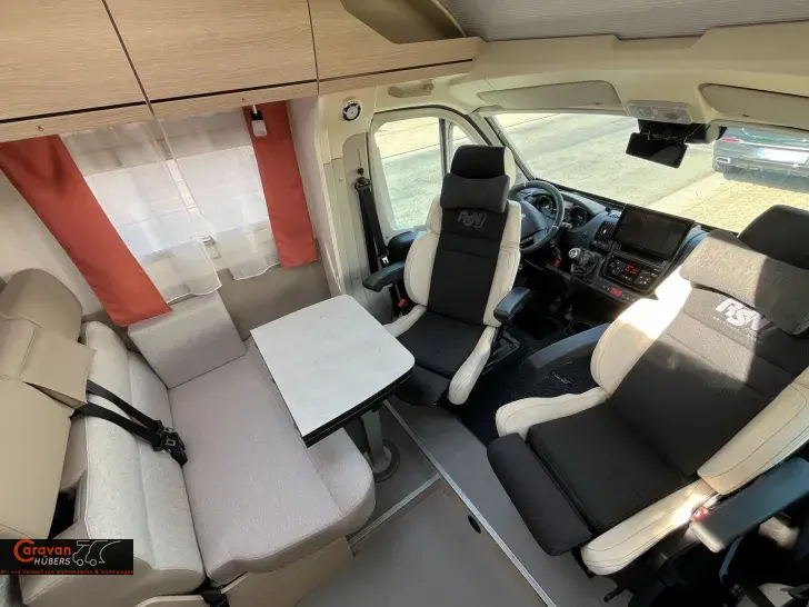 Fahrzeugbild Rapido C 3 #31