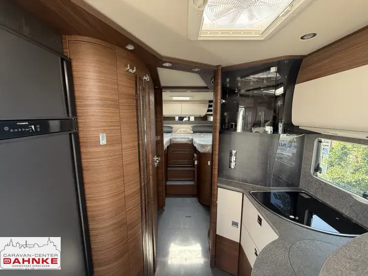 Fahrzeugbild Carthago chic c-line I 4.9 LE L Wechselrichter, Markise, NAVI #11