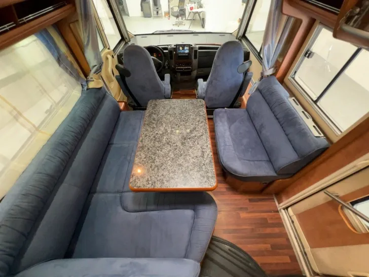 Fahrzeugbild Carthago Opus 5.6/Automatik/Festbett/2xKlima/Garage/AHK #8