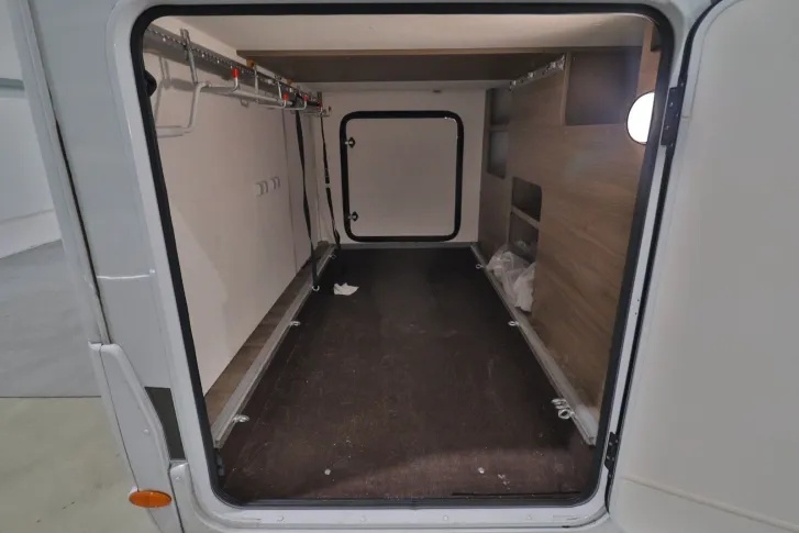 Fahrzeugbild Carado T 447Edition24 Automatik/Einzelbetten/Hubbett #6
