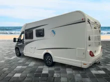 Fahrzeugbild Knaus SKY TI 650 MF/Festbett/2x Klima/AHK/Markise #3