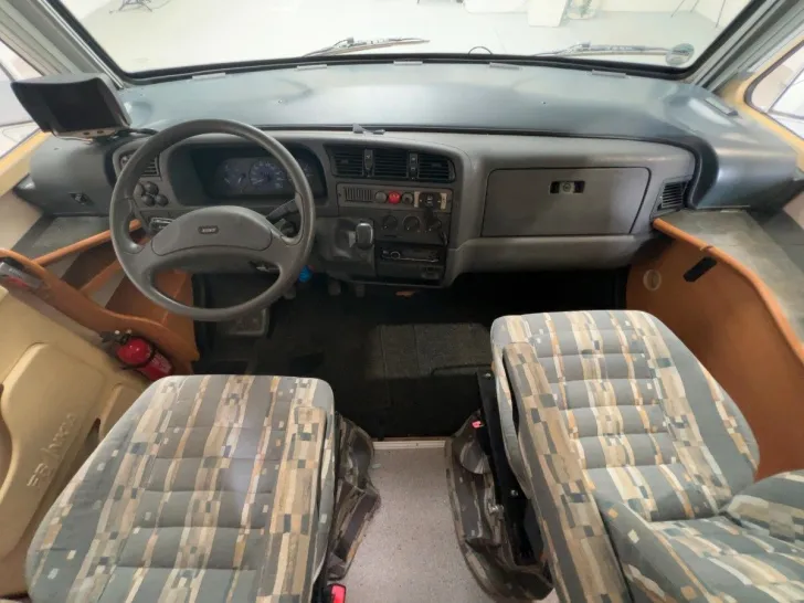 Fahrzeugbild Frankia Compact Class I 600 / Hubbett / PREISGARANTIE #6