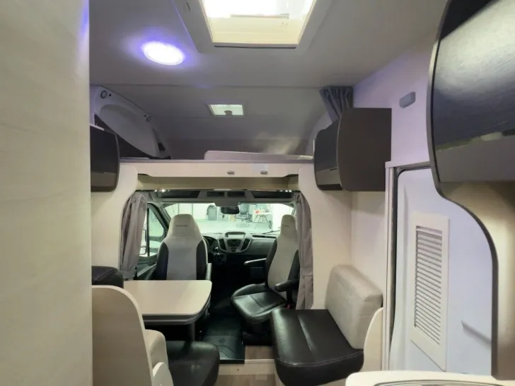 Fahrzeugbild Chausson Flash C 514 / Festbett / Garage / FINANZIERUNG #8
