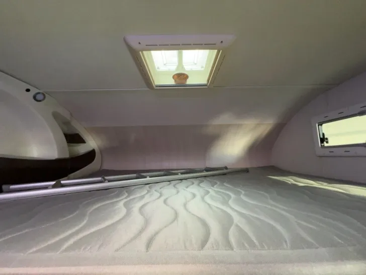 Fahrzeugbild Chausson Flash C 514 / Festbett / Garage / FINANZIERUNG #11