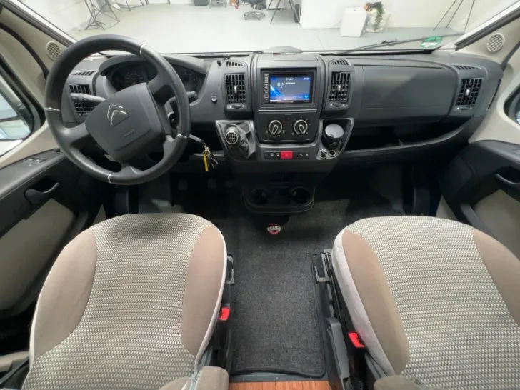 Fahrzeugbild Pössl Roadcruiser/Einzelbetten/AHK/Markise/Trittstufe #8