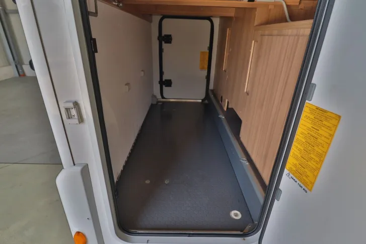 Fahrzeugbild Sun Living S 65 SL Autom./Einzelbetten/Heckgarage/Markise #6