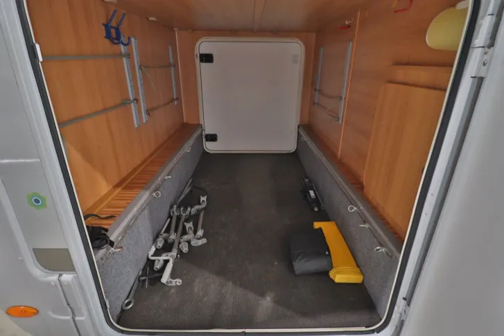 Fahrzeugbild Dethleffs Advantage A 6971/Festbett/Garage/6 SCHLAFPLÄTZE #6