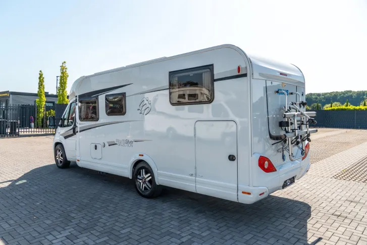 Fahrzeugbild Knaus SKY TI 700 MEG Automatik*2xSolar*SAT*2xTV*177PS* #3