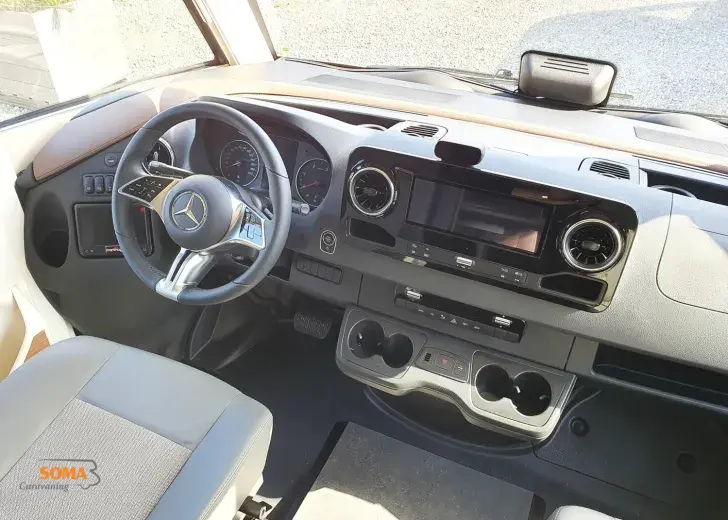 Fahrzeugbild Carthago chic c-line I 4.9 LE L Mercedes - Listenpreis 177.055,00 ! #7