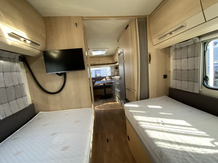 Fahrzeugbild Hymer Eriba Nova GL 530 Mover, Solar, aut. Sat, TV #14