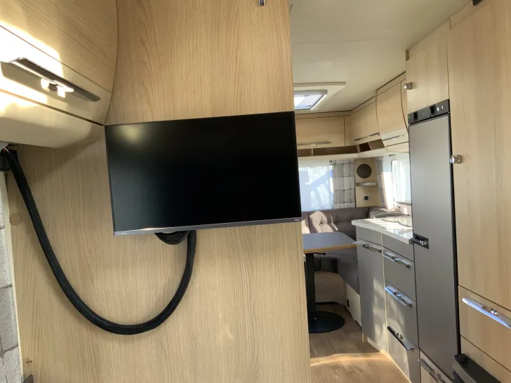 Fahrzeugbild Hymer Eriba Nova GL 530 Mover, Solar, aut. Sat, TV #16