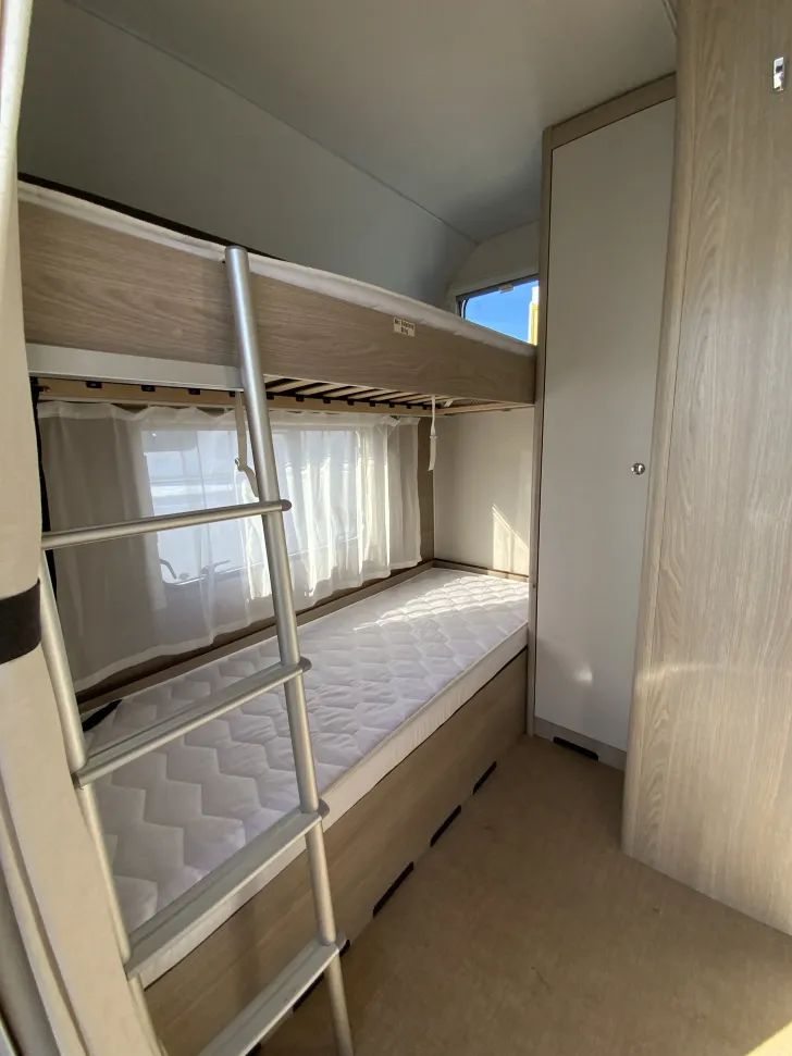 Fahrzeugbild Bürstner Premio Life 490 TK #3