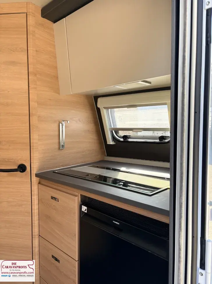 Fahrzeugbild Knaus Yaseo 340 PX Gas+Plus+Design Paket 1500 kg #8