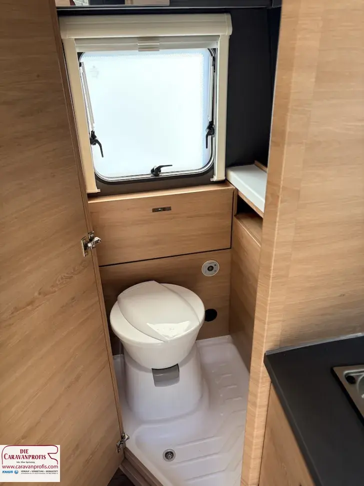 Fahrzeugbild Knaus Yaseo 340 PX Gas+Plus+Design Paket 1500 kg #18
