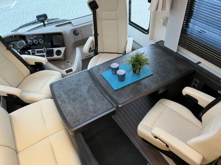 Fahrzeugbild Concorde Charisma 860 LI *Barvariante*Lithium*Solar* #12