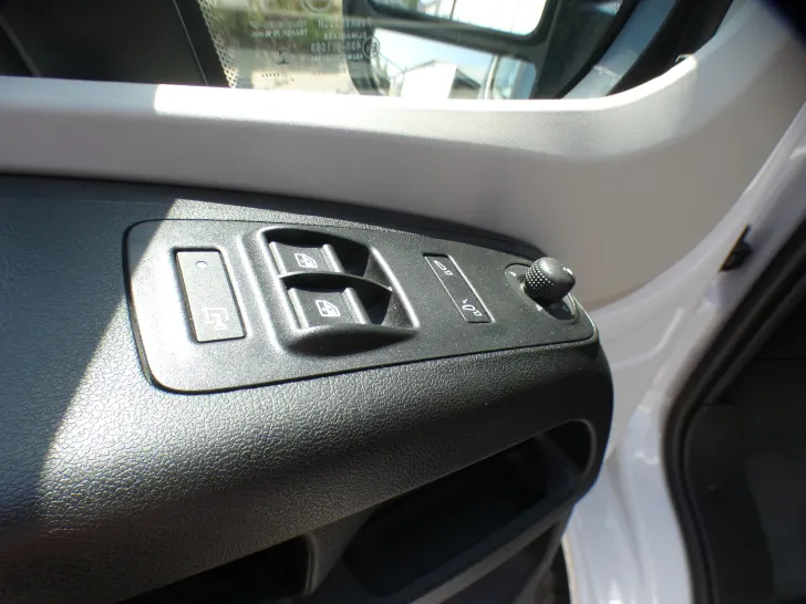 Fahrzeugbild Malibu Van Comfort 640 LE GT skyview #9