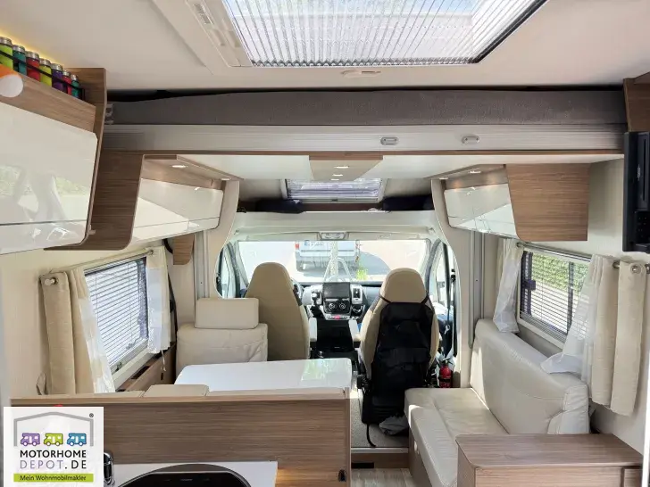 Fahrzeugbild Pilote Pacific P726 Essentiell 5 Sitzplätze, Solar, 4,4 to #5