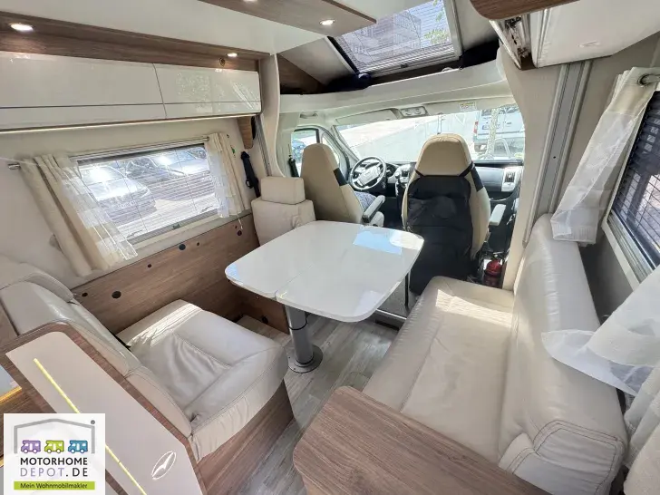 Fahrzeugbild Pilote Pacific P726 Essentiell 5 Sitzplätze, Solar, 4,4 to #7