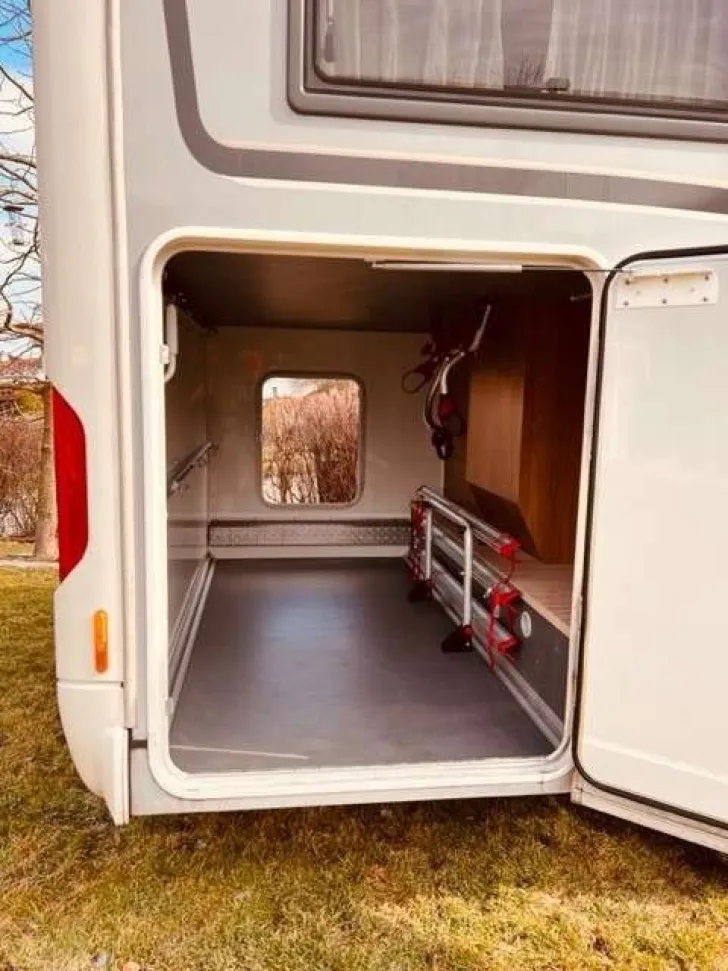 Fahrzeugbild Carthago c-tourer I 144 LE #11