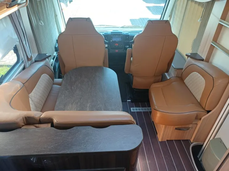 Fahrzeugbild Knaus Sun i 700 LG #12