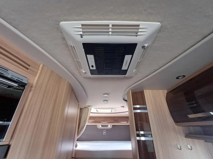 Fahrzeugbild Knaus Sun i 700 LG #17