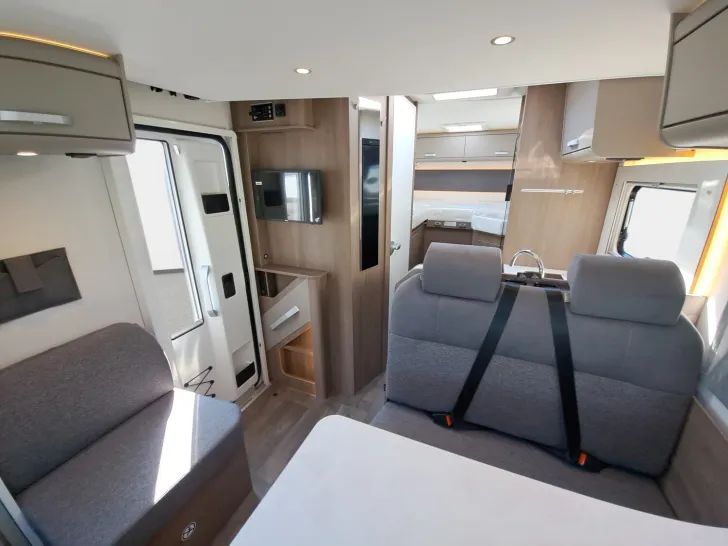 Fahrzeugbild Carado T 328 Pro+, Automatik, Solar, LTE, TV, Hubbett #10