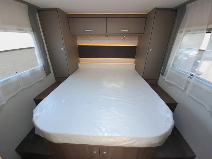 Fahrzeugbild Carado T 459 Pro+, Autom., Solar, TV, LTE, 3. Bett, Ofen #14