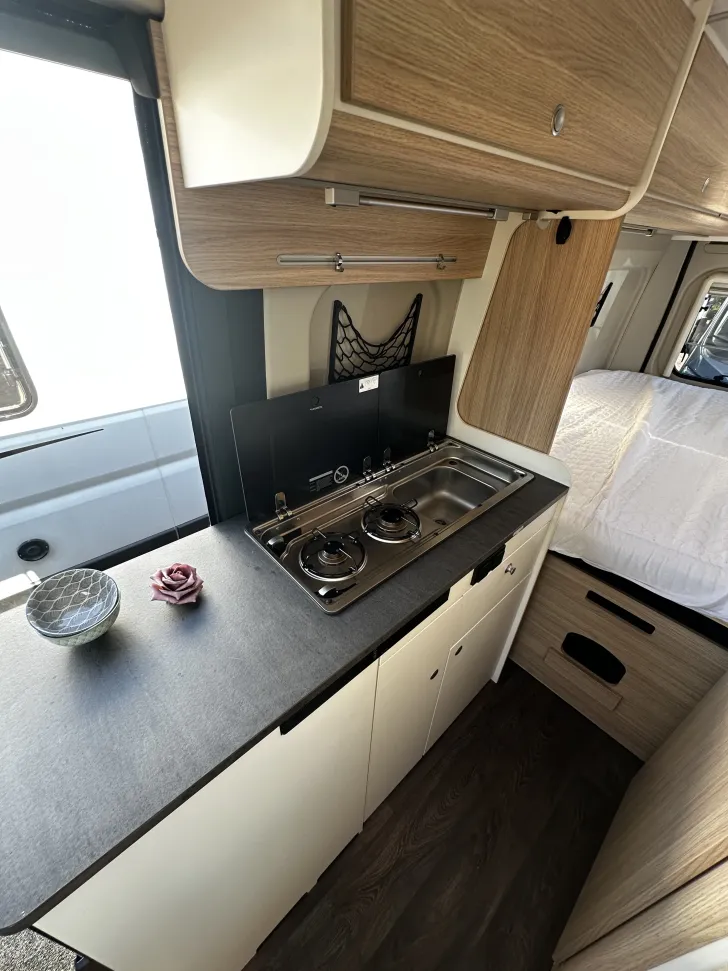 Fahrzeugbild Sunlight Camper Van Cliff 640 Solar + TV/SAT + Markise #17