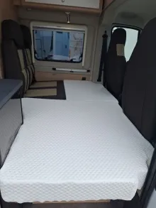 Grundriss Nacht Roadcar R600 Junges Fahrzeug!
