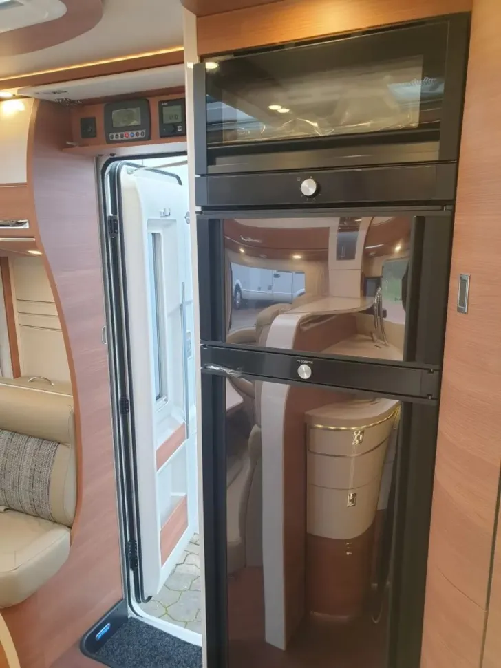Fahrzeugbild Carthago chic c-line I 4.9 LE Mercedes! #15