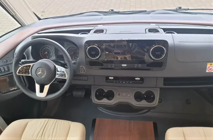 Fahrzeugbild Carthago chic c-line I 4.9 LE Mercedes! #25