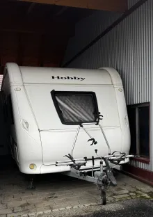 Fahrzeugbild Hobby De Luxe 495 UL gut gepflegt, normale Gebrauch #1