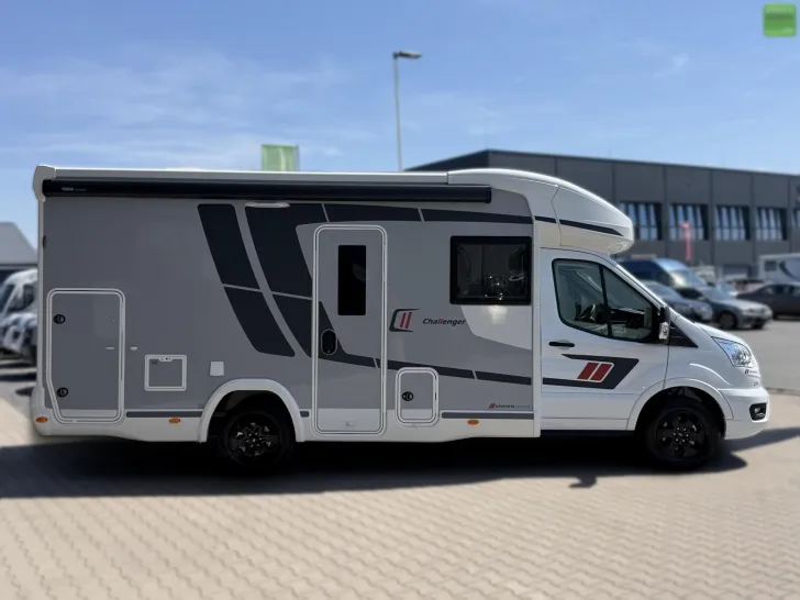 Fahrzeugbild Challenger Teilintegriert 270 Graphite Edition Smart Arctic #4