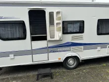 Fahrzeugbild Hobby Prestige 560 UL - Einzelbetten Mover/ SAT!! #3