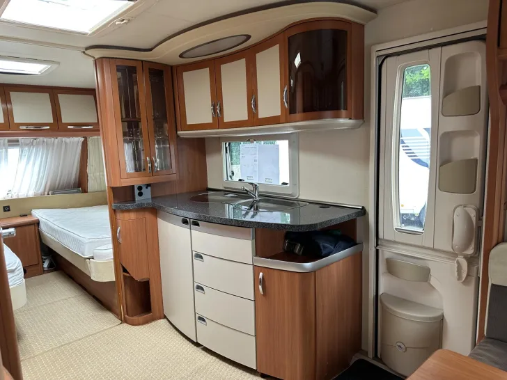 Fahrzeugbild Hobby Prestige 560 UL - Einzelbetten Mover/ SAT!! #7