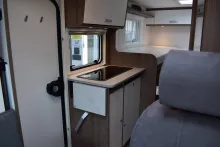 Fahrzeugbild Carado VAN V347 pro + Hubbett, 4 Betten, Automatik #10