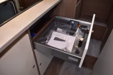 Fahrzeugbild Carado VAN V347 pro + Hubbett, 4 Betten, Automatik #28