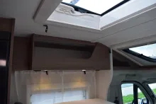 Fahrzeugbild Carado VAN V347 pro + Hubbett, 4 Betten, Automatik #34
