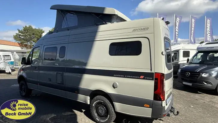 Fahrzeugbild Hymer Camper Van Grand Canyon S 700 4x4 Allrad mit Schlafdach #4